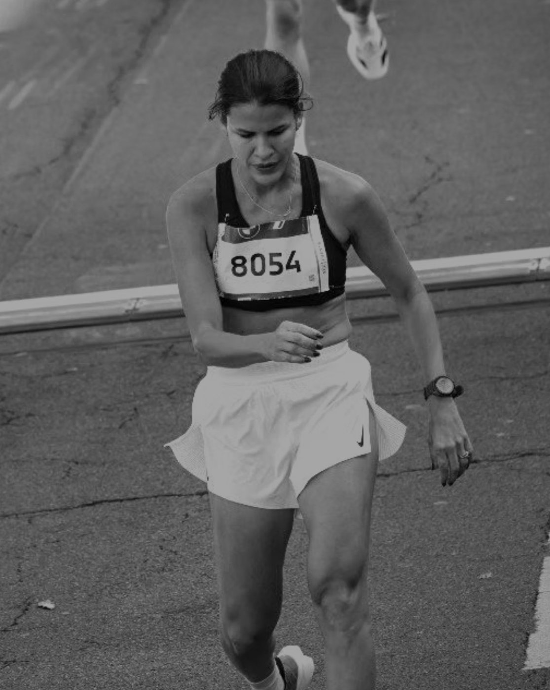 Natasha corriendo un maratón